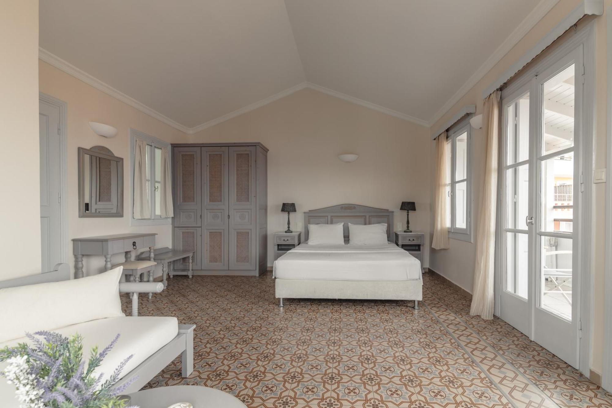 Red Tower Hotel Nikiana Ngoại thất bức ảnh