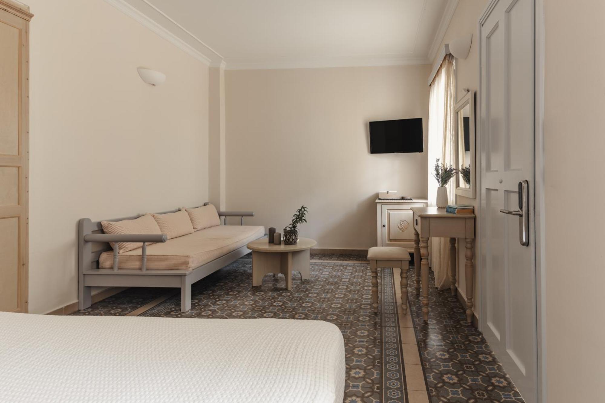 Red Tower Hotel Nikiana Ngoại thất bức ảnh